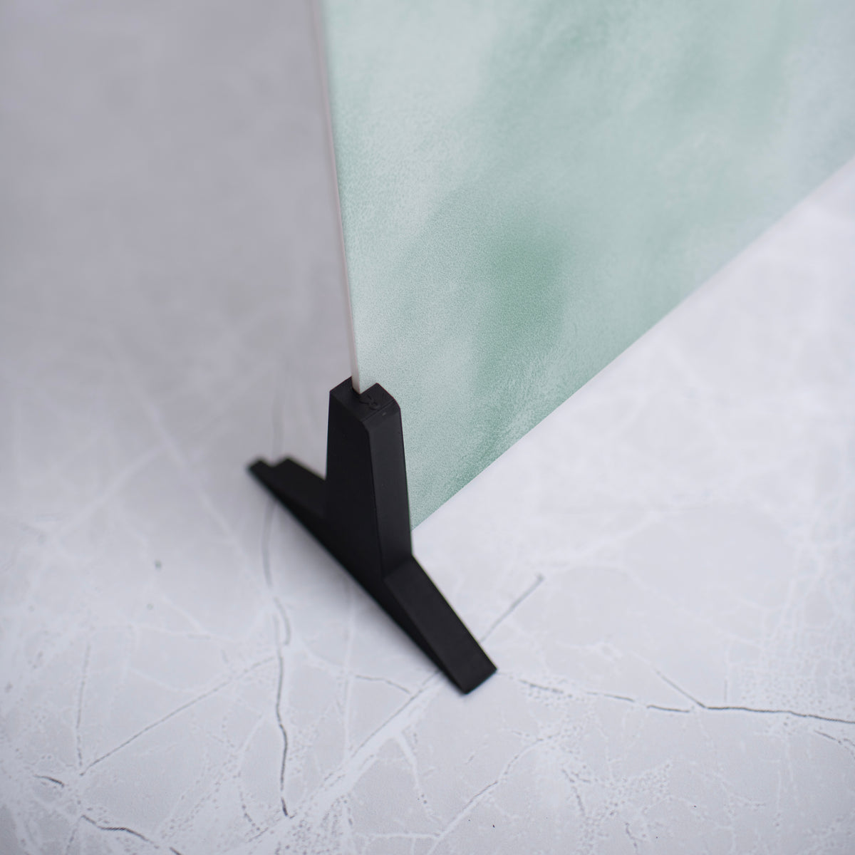 Sophisticated pale Frosted Mint